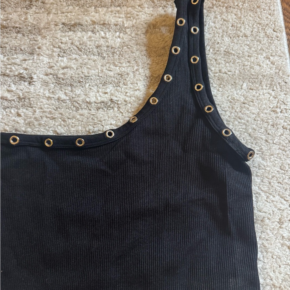 Black One-Shoulder Eyelet Ribbed Crop Top - Picture 3 of 4